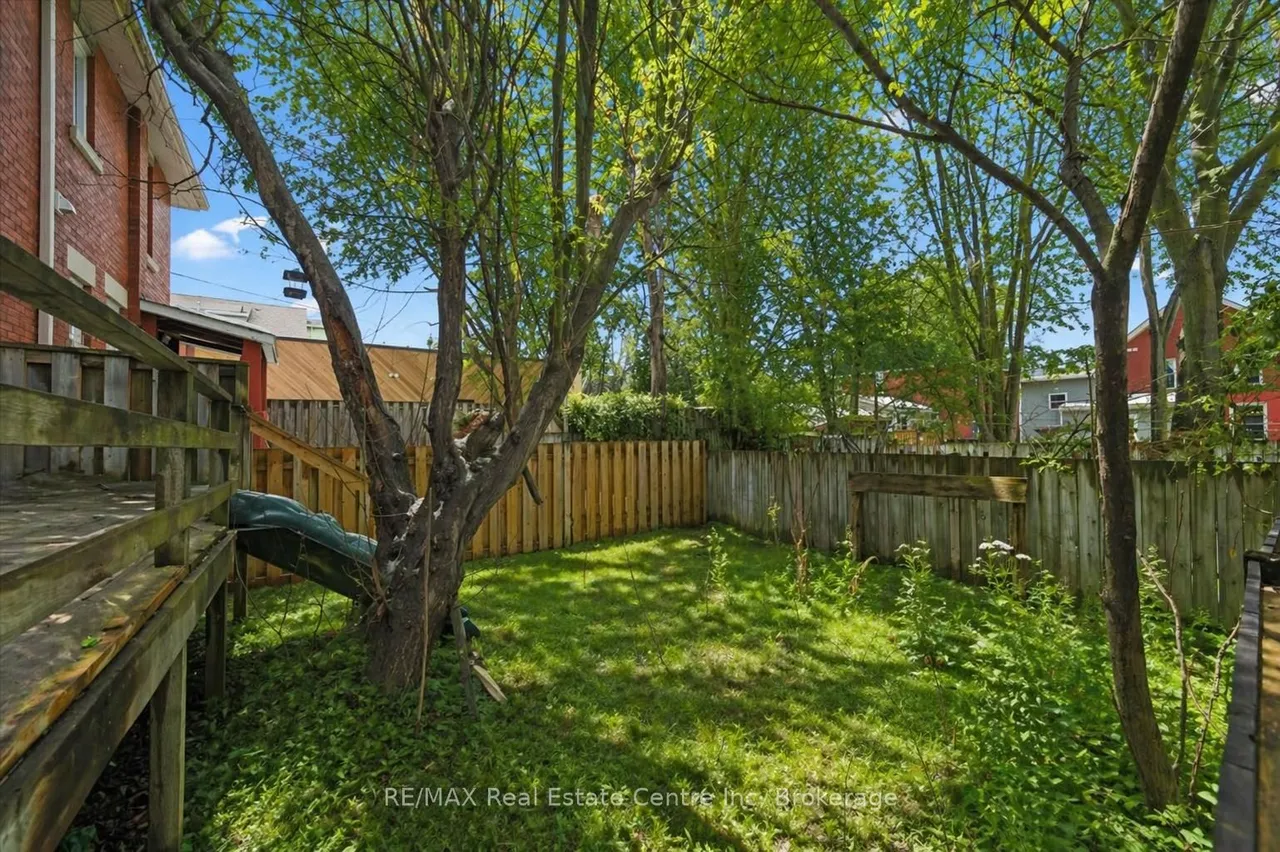 136 Paisley Street — photo 11