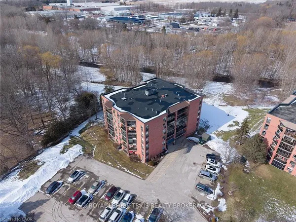 17 Mill Pond Court