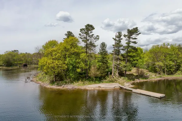 6 Island 626 Wild Goose Island — photo 2