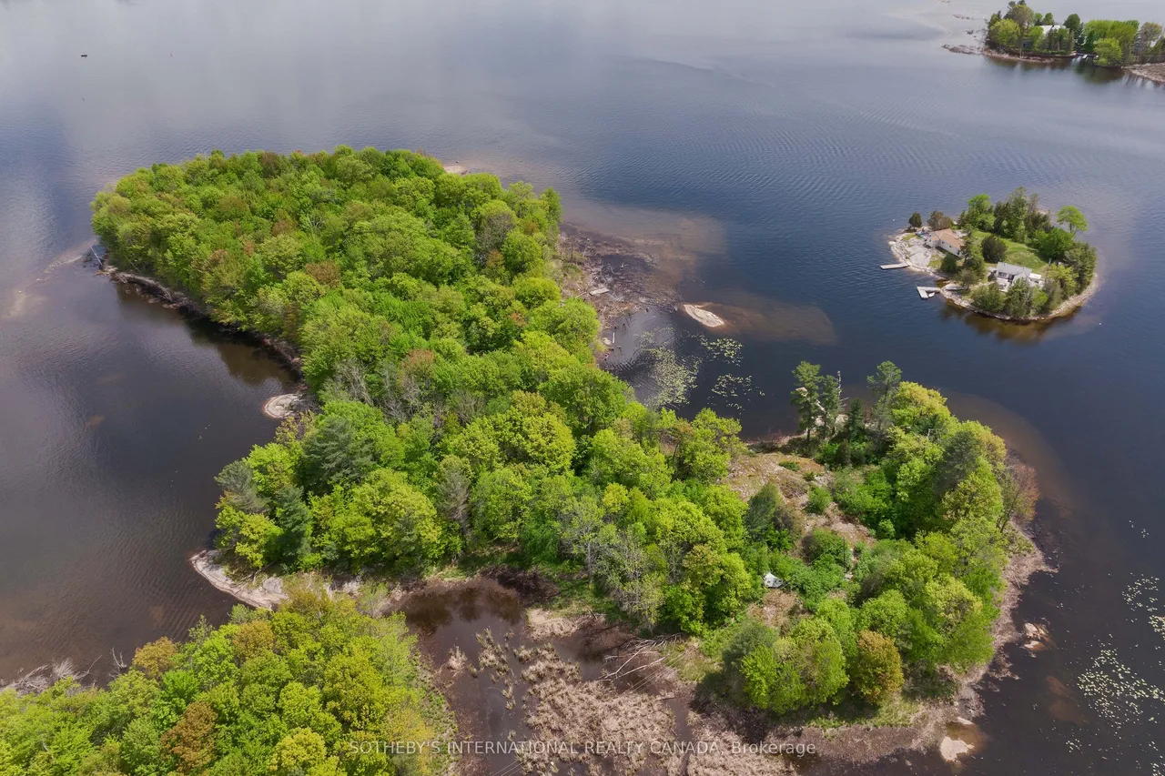 6 Island 626 Wild Goose Island — photo 10