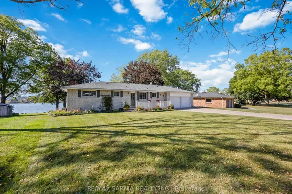 563 Riverside Drive