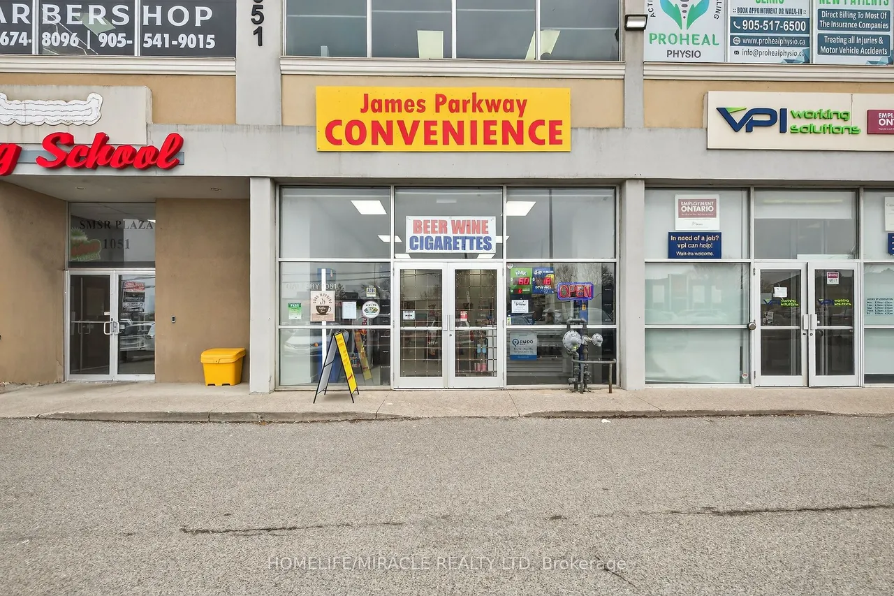 1051 Upper James Street — photo 2