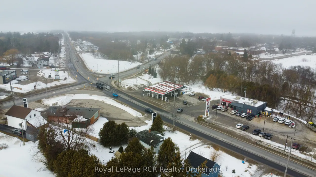 8005 Wellington County  RD 109 Road — photo 4