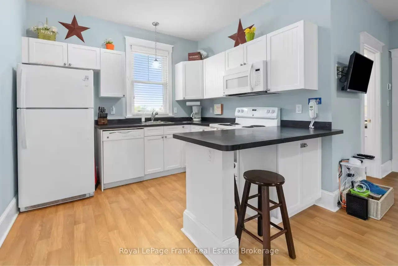 11 Butternut Lane — photo 3