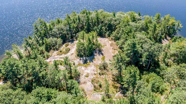 30 Webber Island N/A