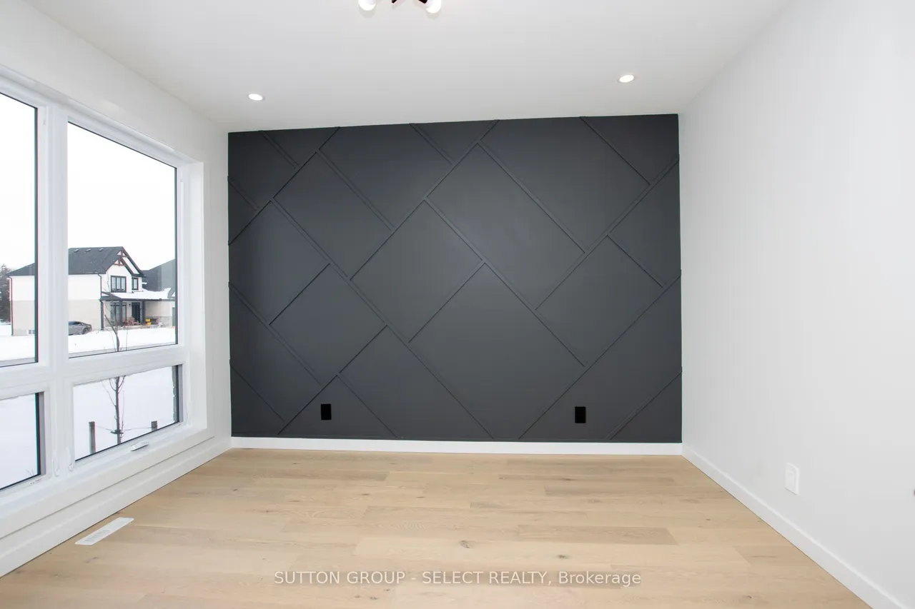 115 Optimist Drive — photo 3