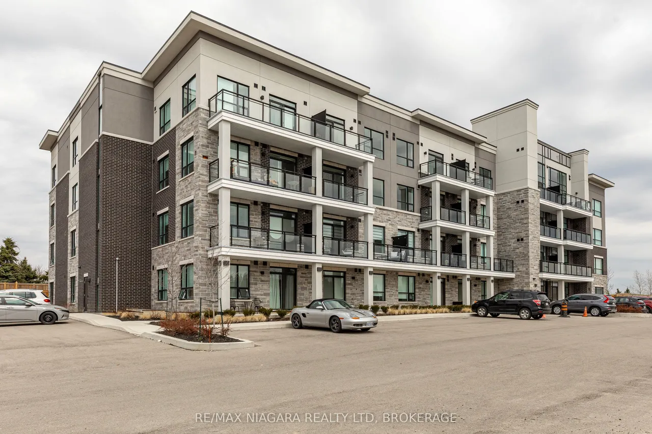 120 Springvalley Crescent