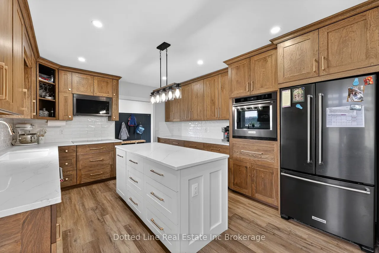 573 Norfolk County Rd 28 Road W