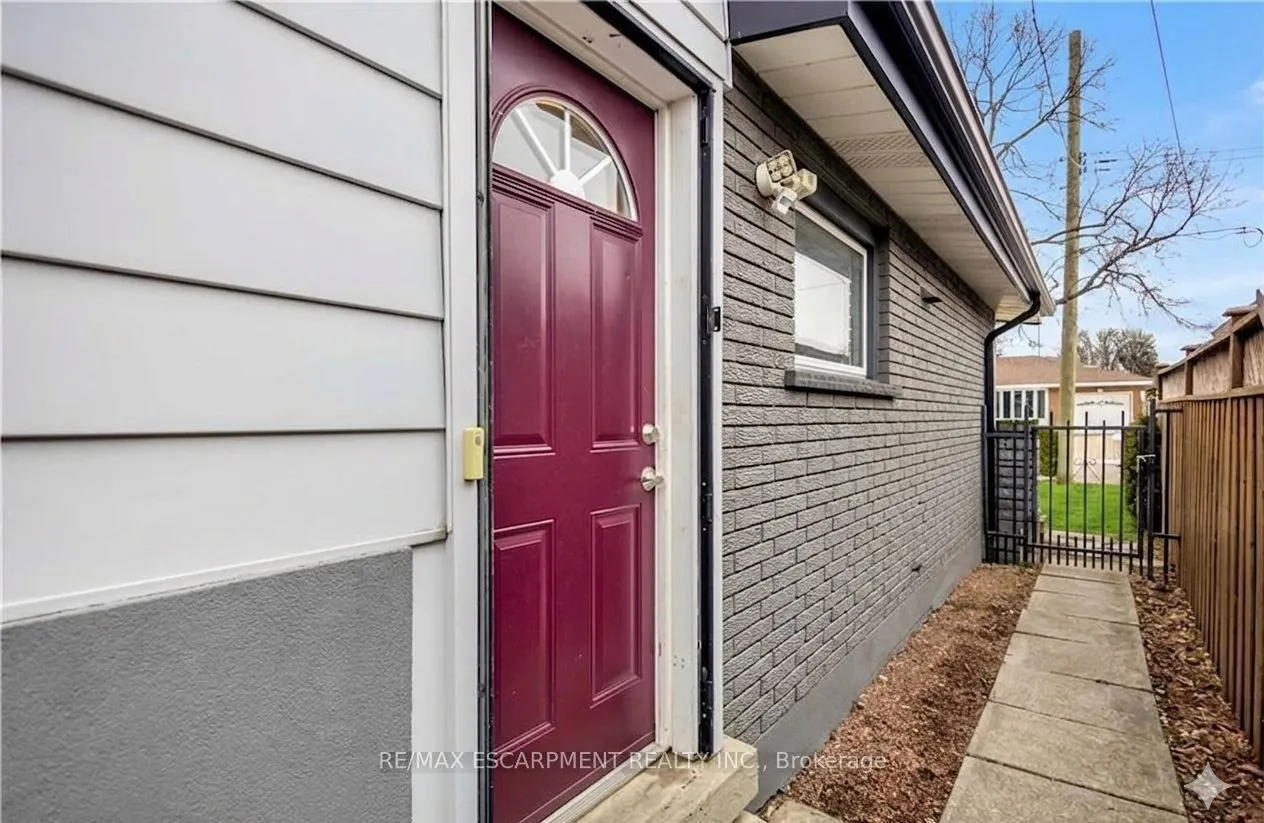 85 Ranchdale Drive — photo 36