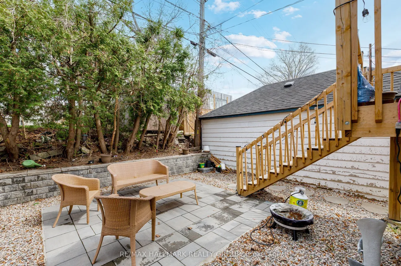 165 LONGPRE Street — photo 42