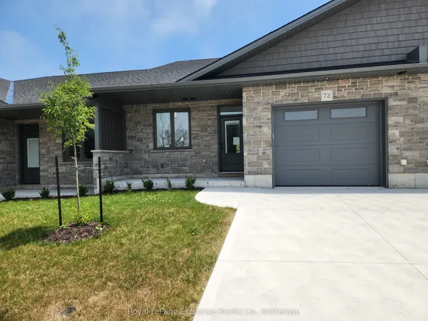 24 Mercedes Crescent N