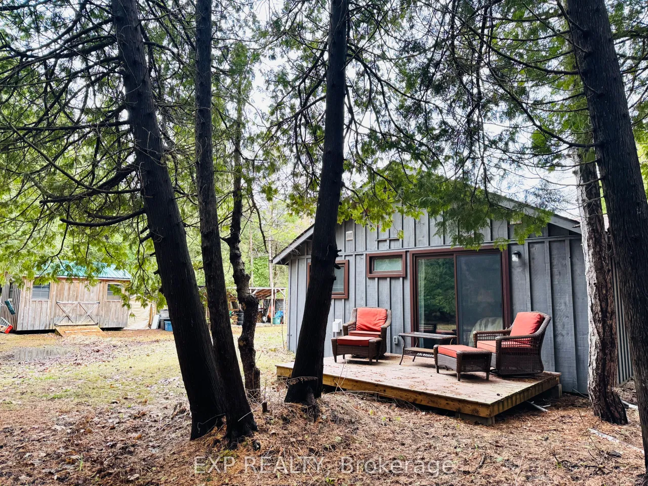 246 Sunset Drive — photo 3