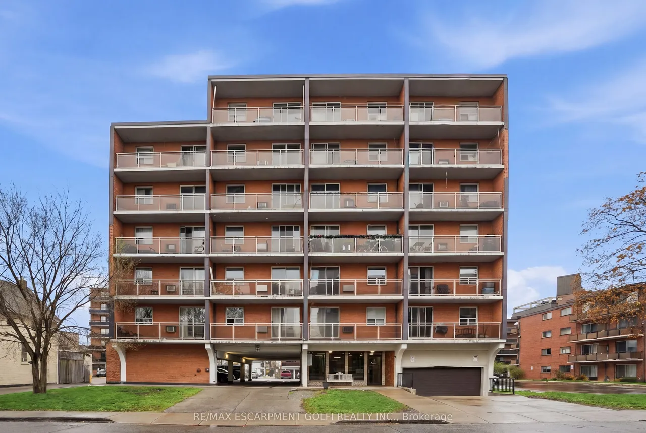 30 Summit Avenue