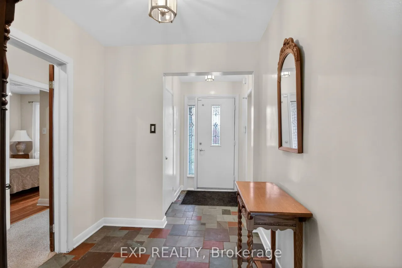632 Chadburn Avenue — photo 2