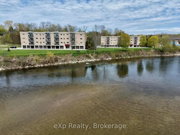 85 William Street N, Unit 202