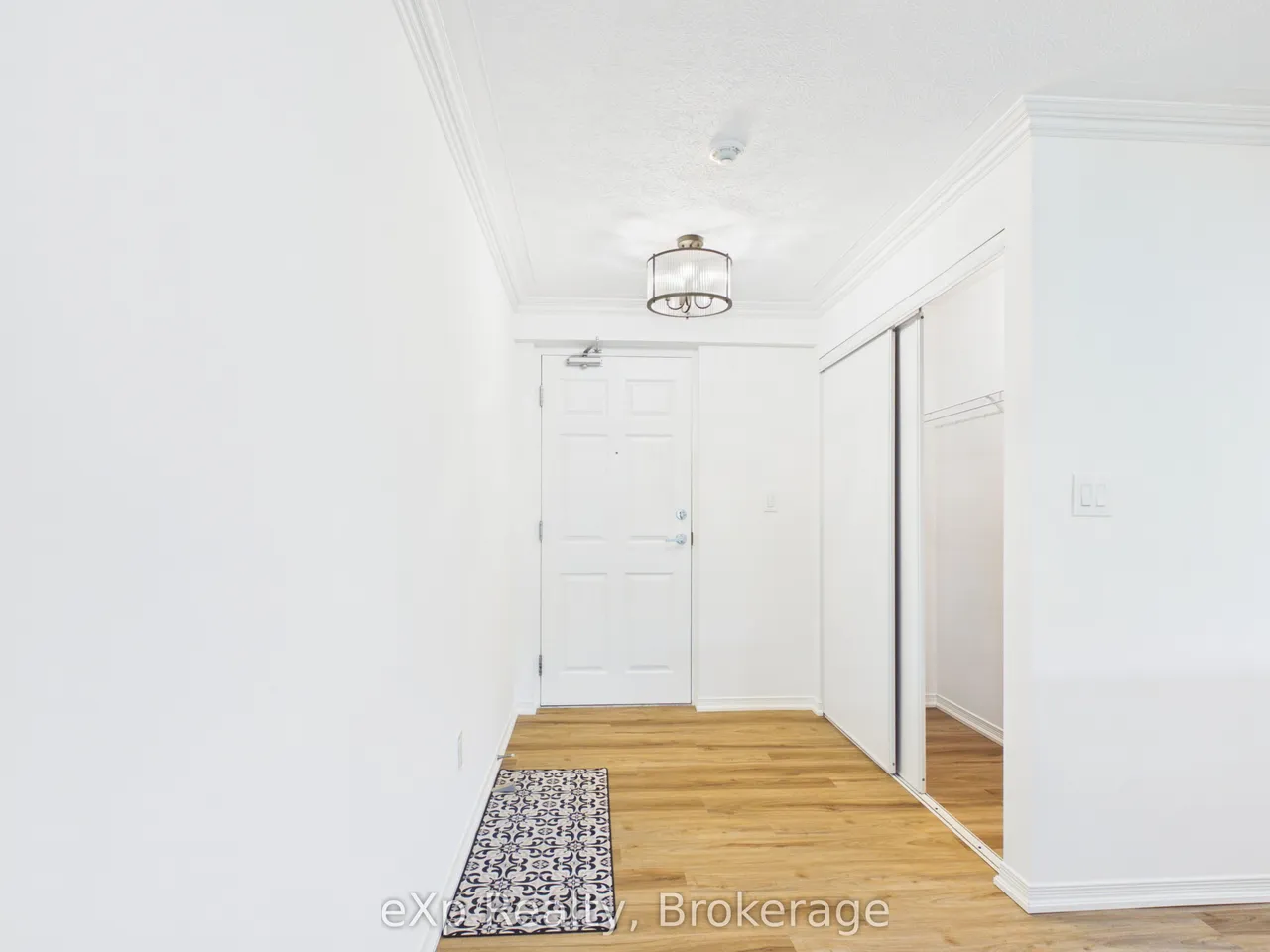 85 William Street N, Unit 202 — photo 3