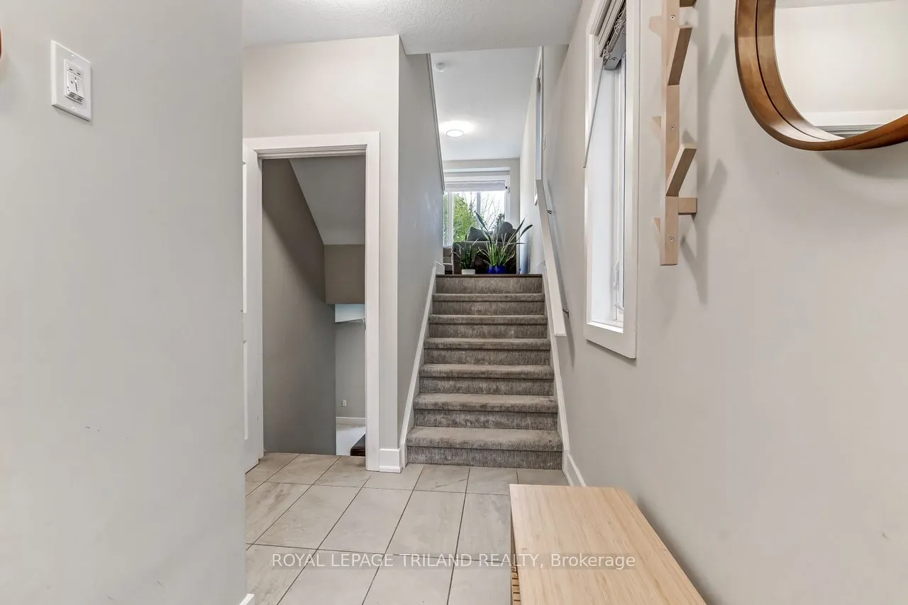601 Lions Park Drive — photo 3