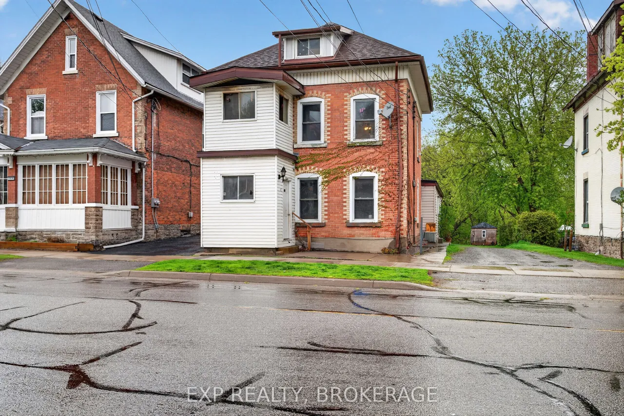 342 KING Street W