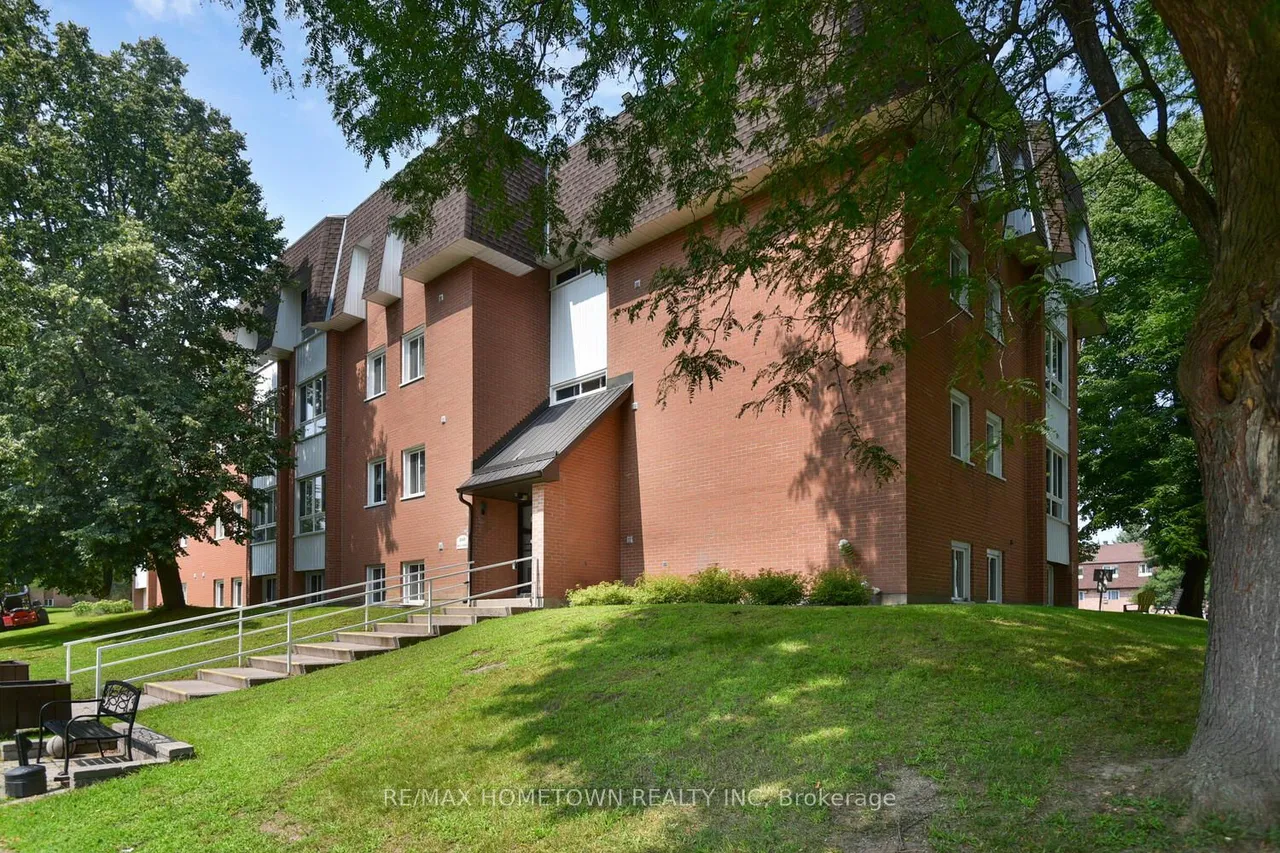 810 Kyle Court — photo 3