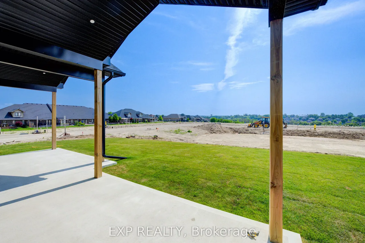 101 BEDELL Drive — photo 14