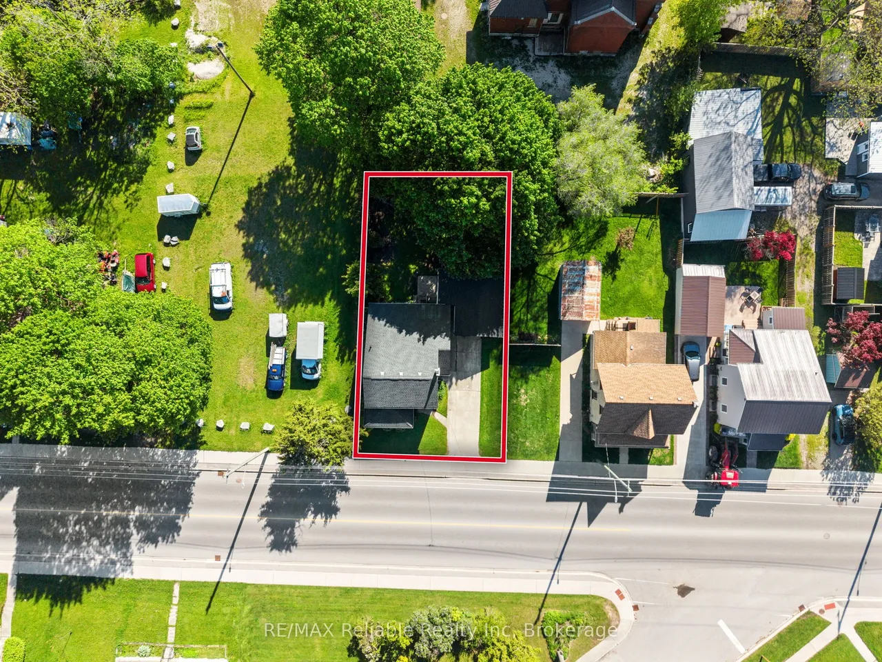 120 Victoria Street — photo 3