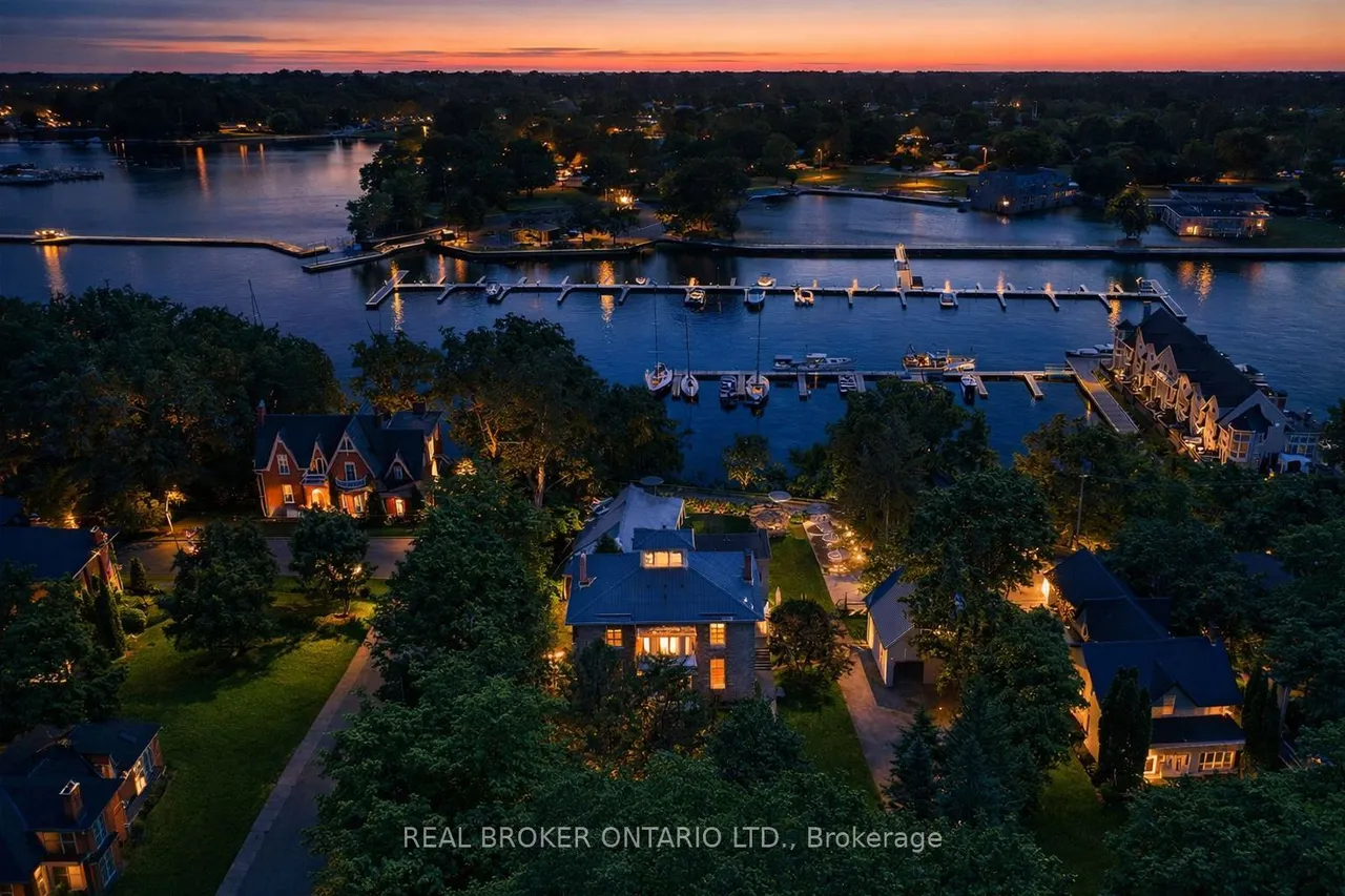 346 Picton Main Street — photo 2