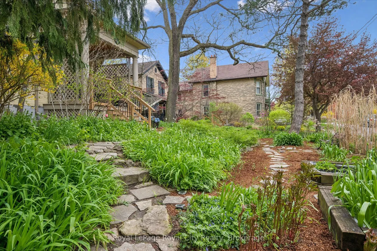 113 Queen Street — photo 3