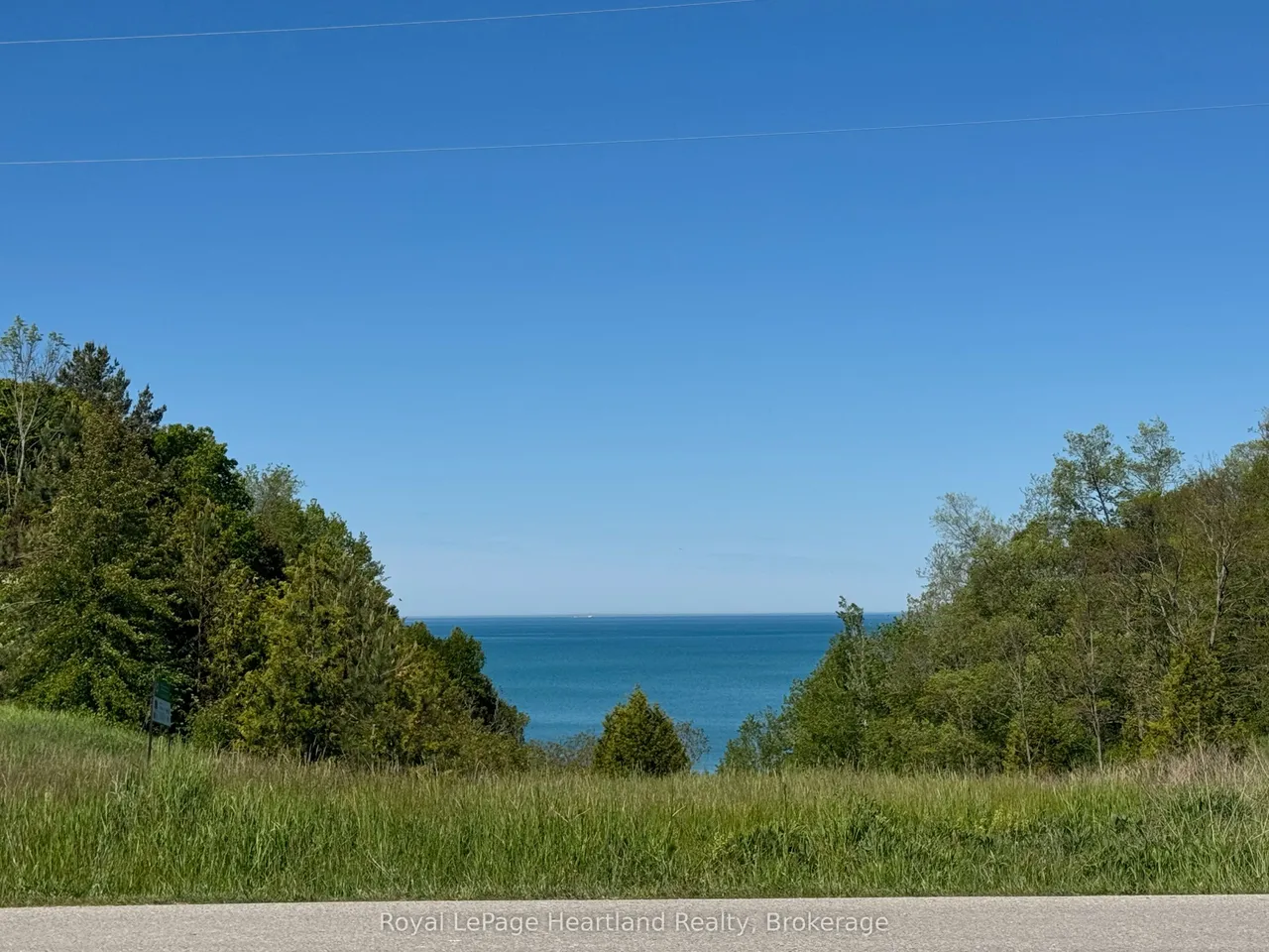 Part 7 Fullerview Drive — photo 3