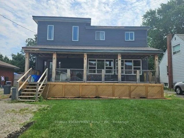 93 HOWARD Avenue