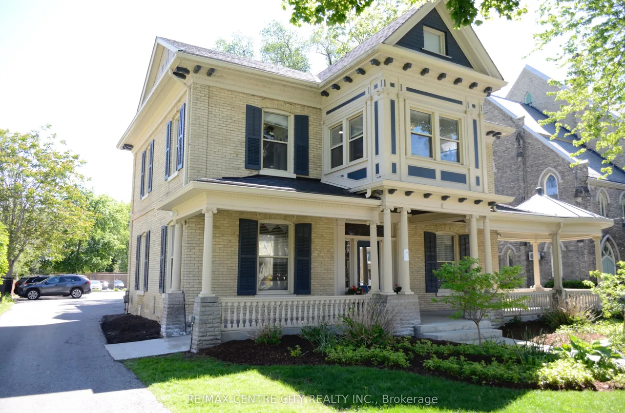 478 Waterloo Street — photo 2