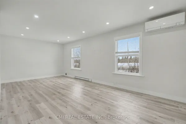 2546 Wilson Street — photo 2