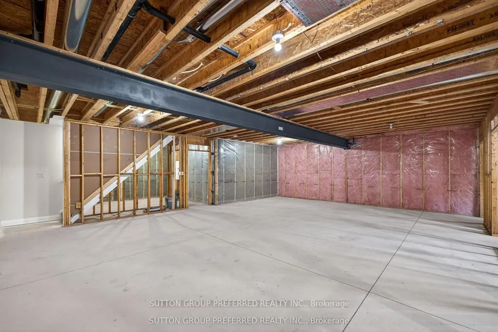 175 GLENGARIFF Drive, Unit 28 — photo 26