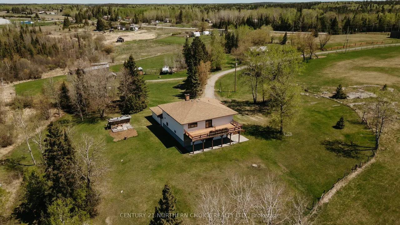 996 Redditt Road — photo 3