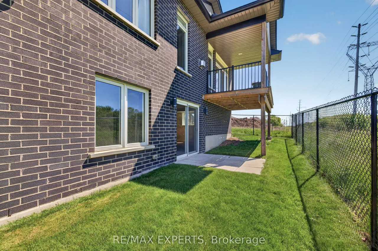 10 MCPHERSON Court — photo 12