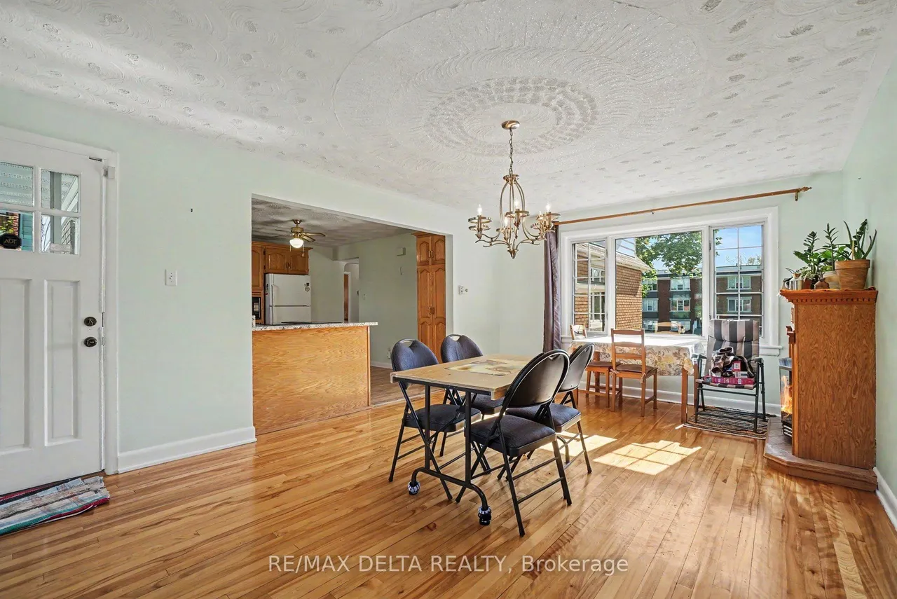 352 Lacasse Avenue — photo 2