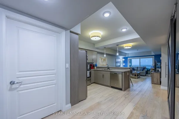 12 Erie Boulevard