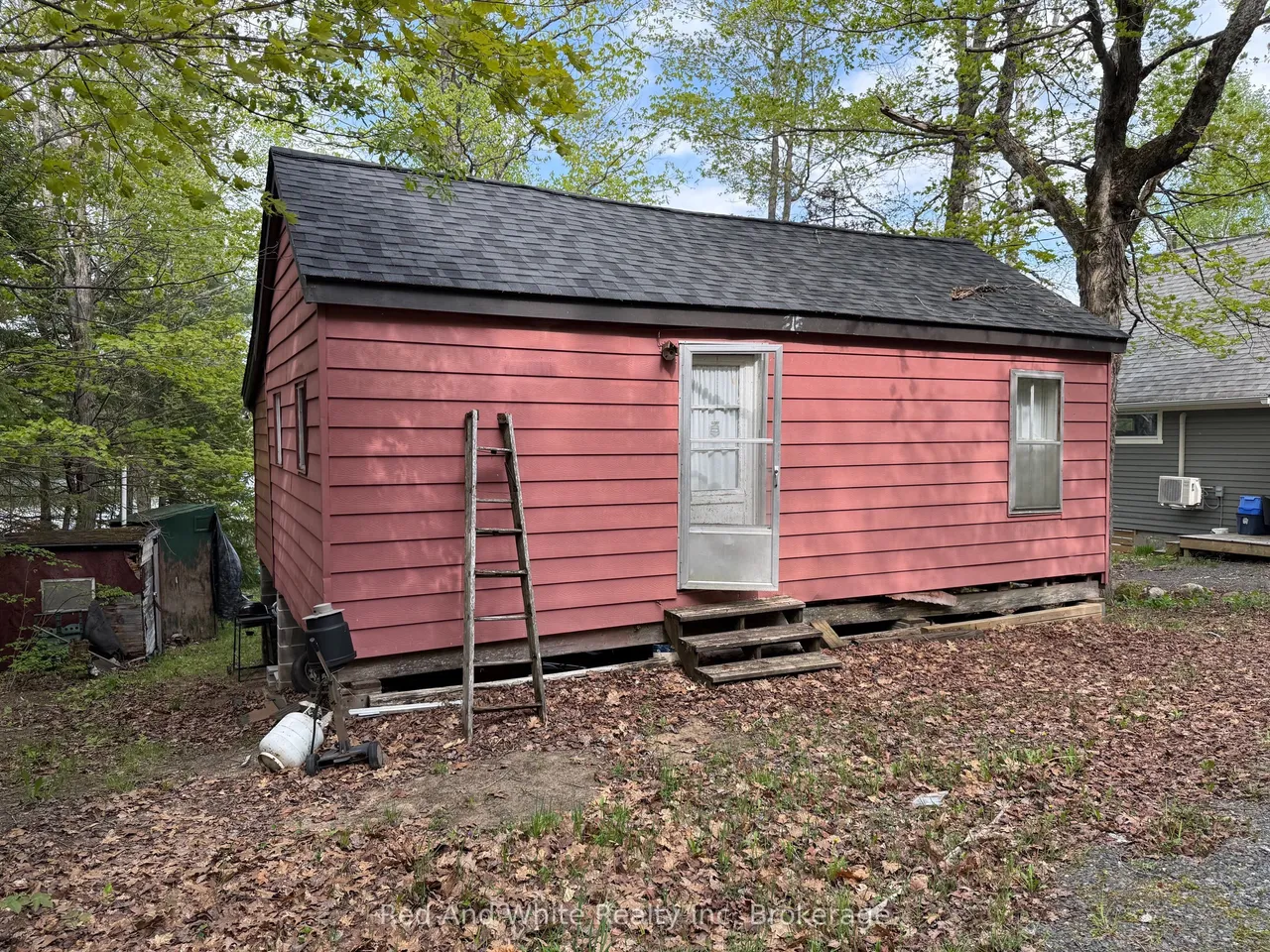 12 Waterside Drive — photo 10