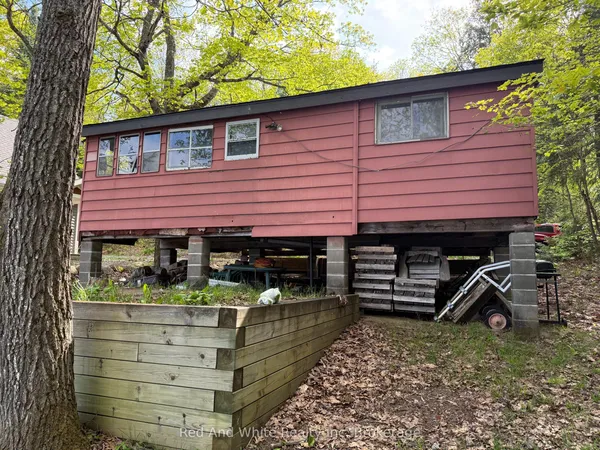 12 Waterside Drive — photo 2