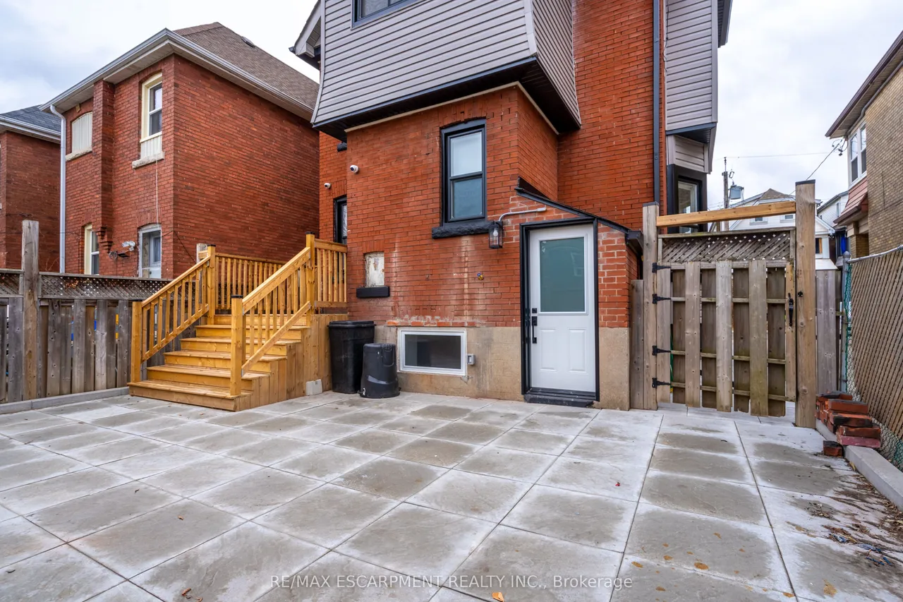 204 Balsam Avenue S — photo 39
