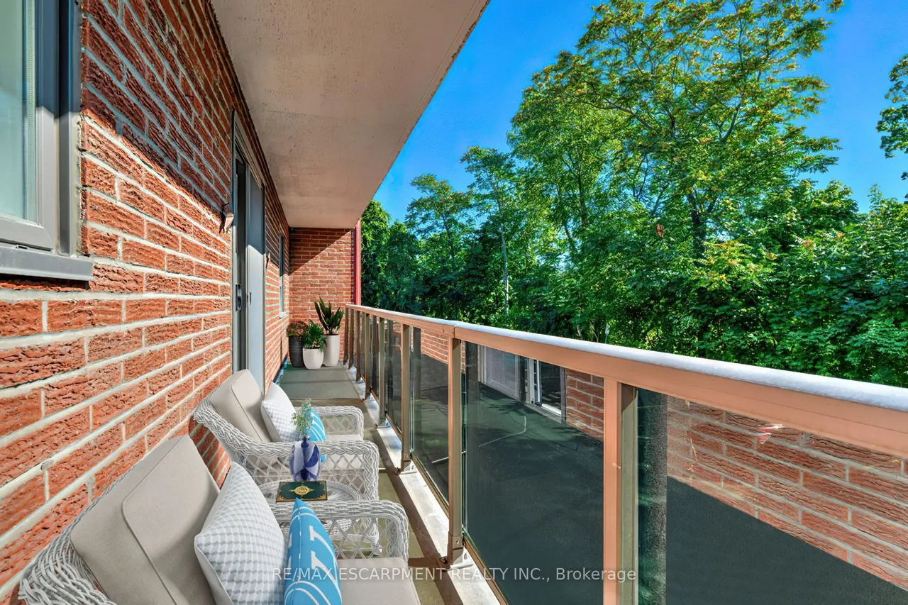 2373 King Street E, Unit 17 — photo 12