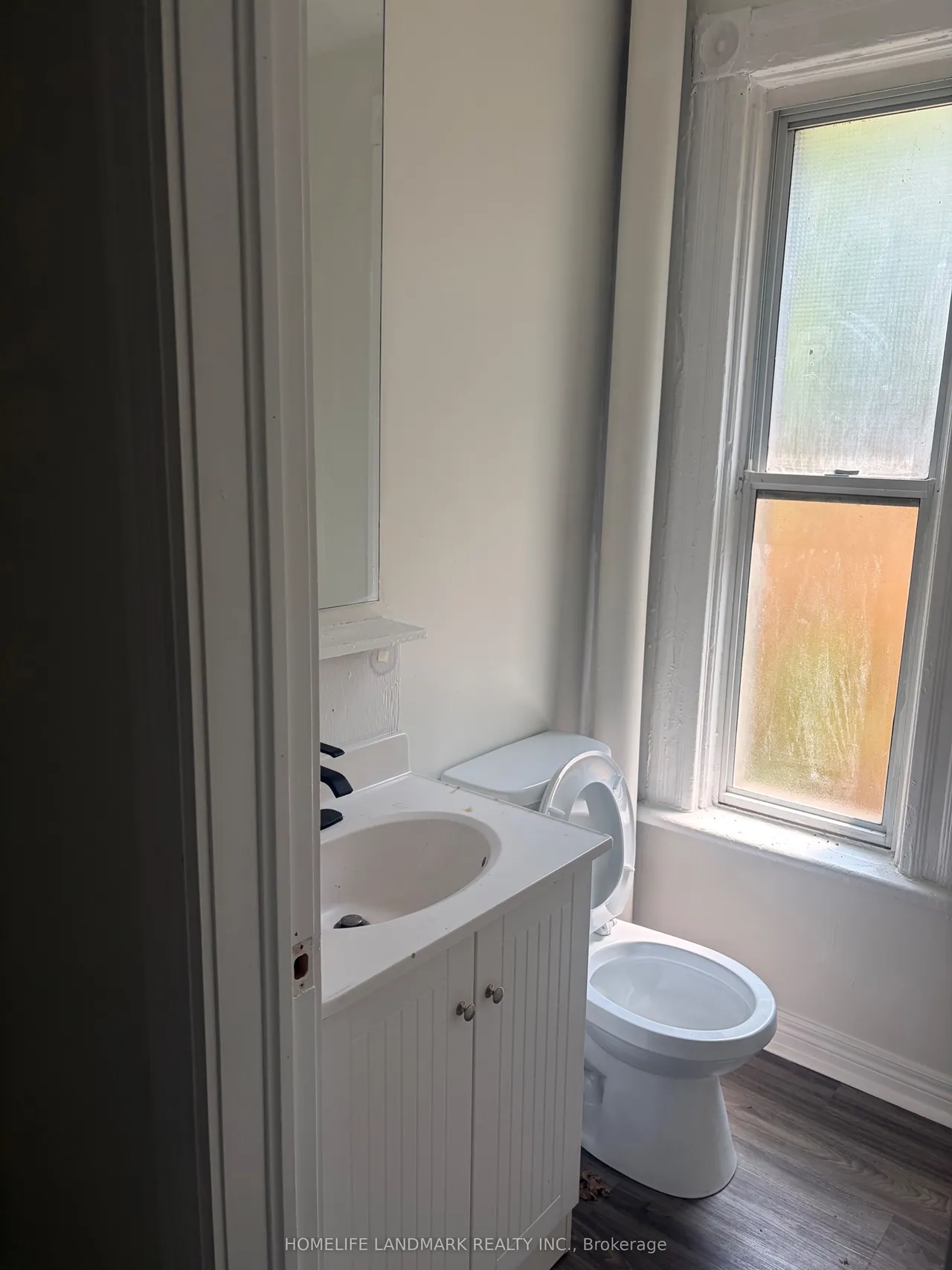 710 Adelaide Street — photo 9