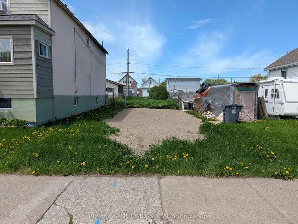 833 MCINTOSH Street