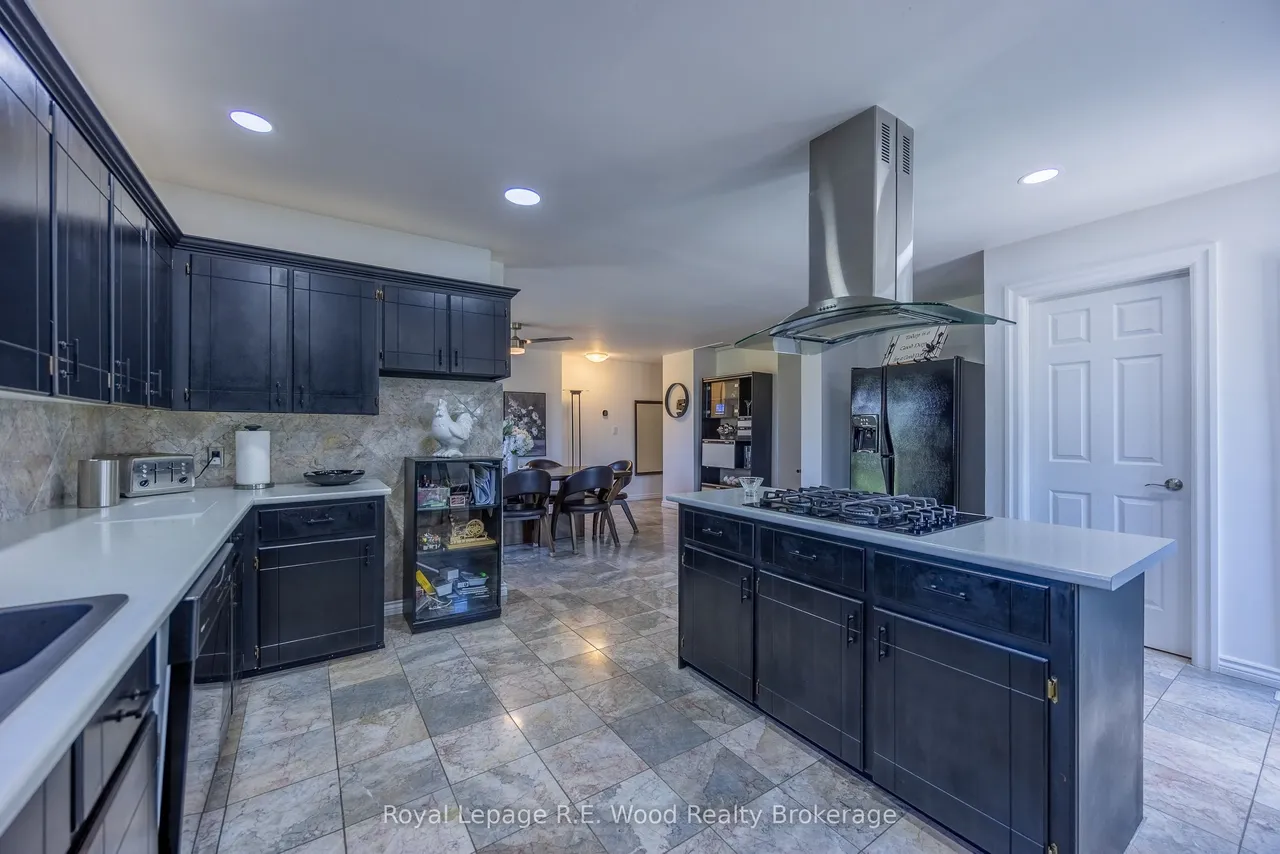 82 Gilbert Road — photo 3