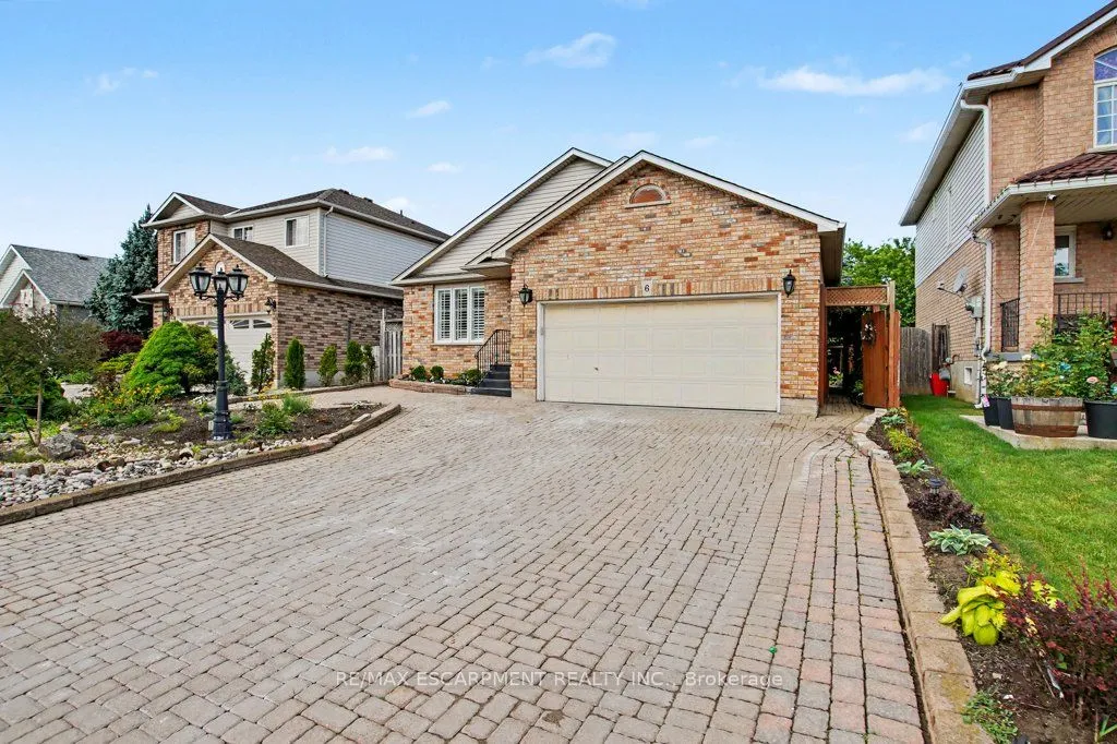 6 Theodore Drive — photo 3