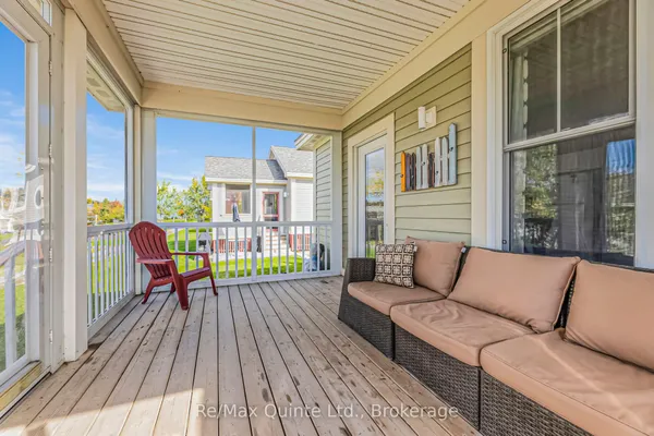 16 Butternut Lane — photo 2