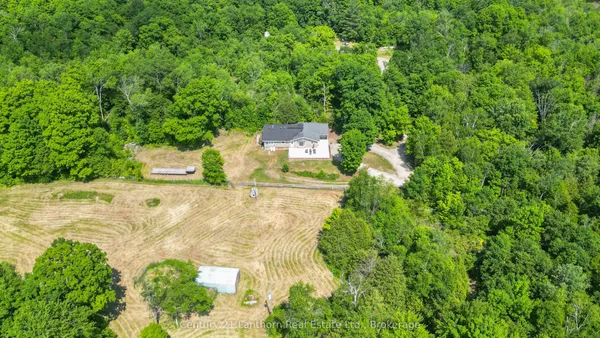 932 Hunt Club Road