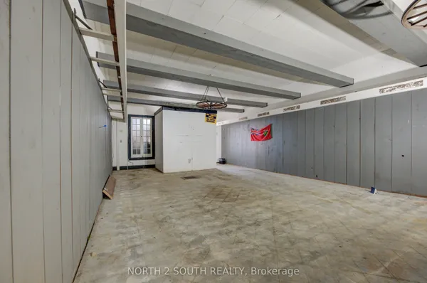 36 Norfolk Street S