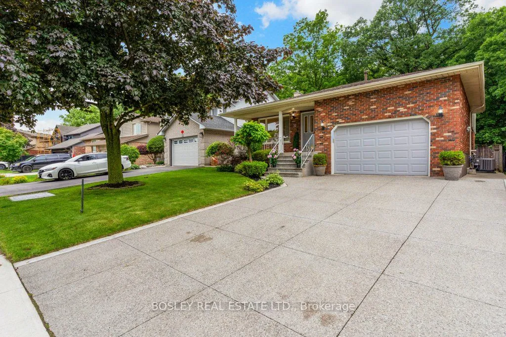 31 Pinewarbler Drive — photo 2