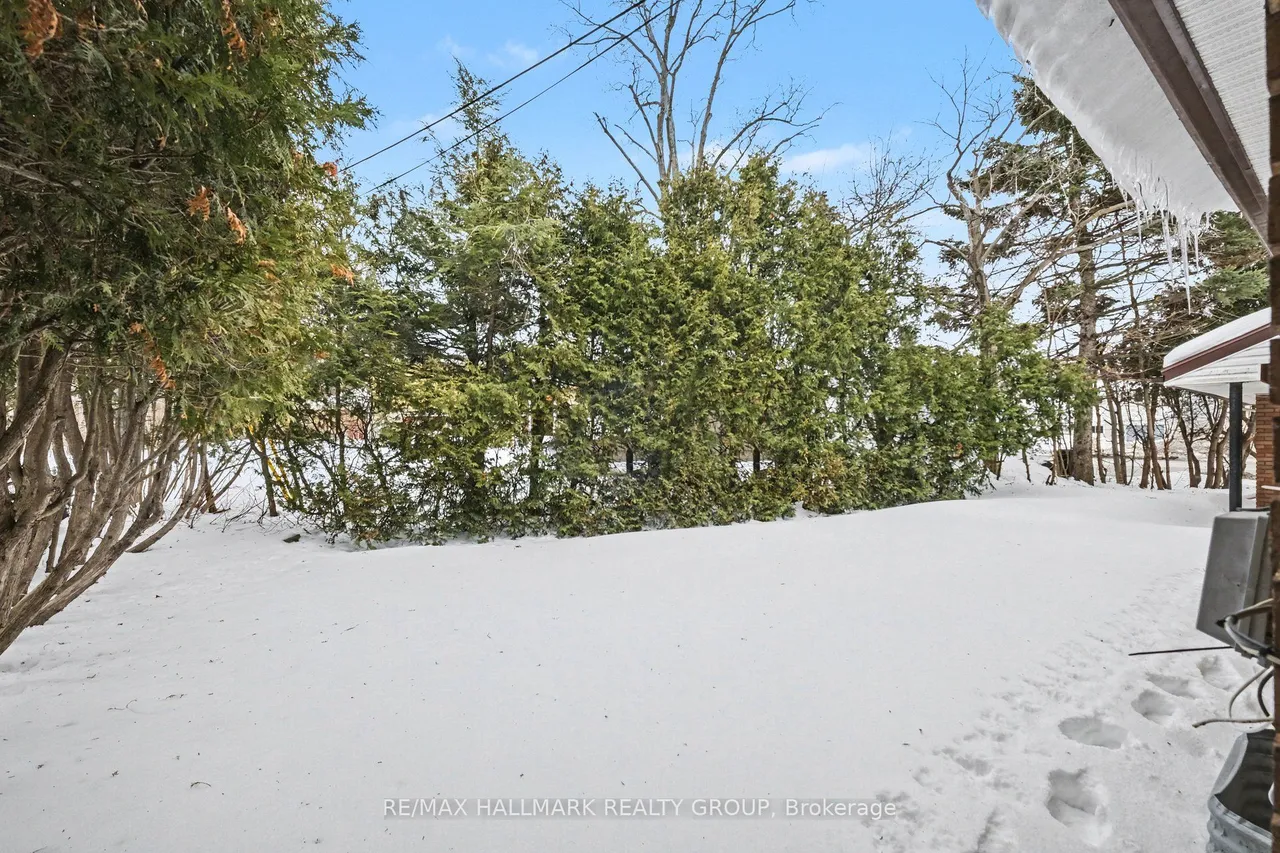 1299 Evans Boulevard — photo 31