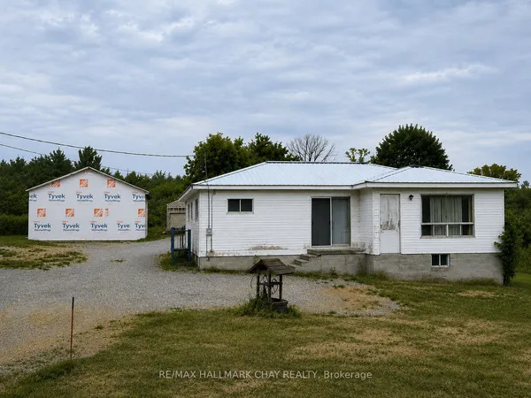 1594 Honey Harbour Road